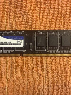 Ram DDR3 4GB 1600 MHz like new