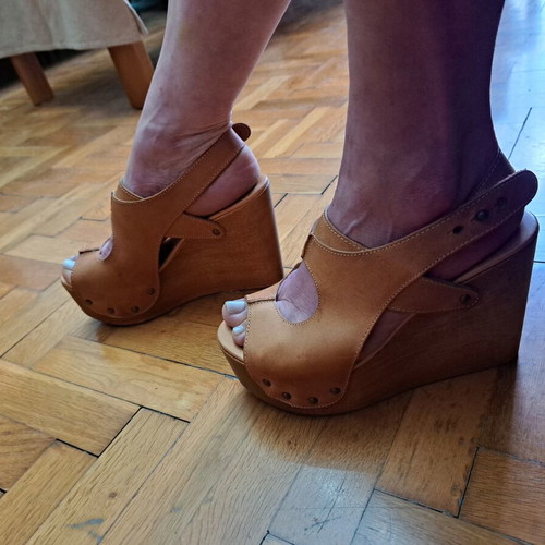 Antidoti Sara Zeppa Wooden Wedges Size 37 Like New