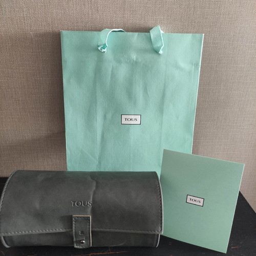 Tous jewelry case leather like new, gray