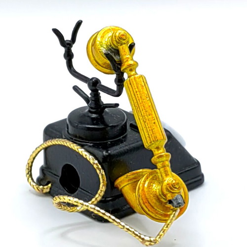 Playme Nostalgic Desk Phone Pencil Sharpener New