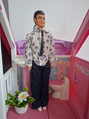 Old collector doll like new