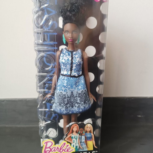 Barbie Fashionistas #25 new