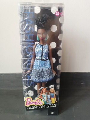 Barbie Fashionistas #25 new