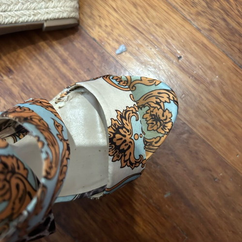 INC International Concept women's sandals like new, size 36