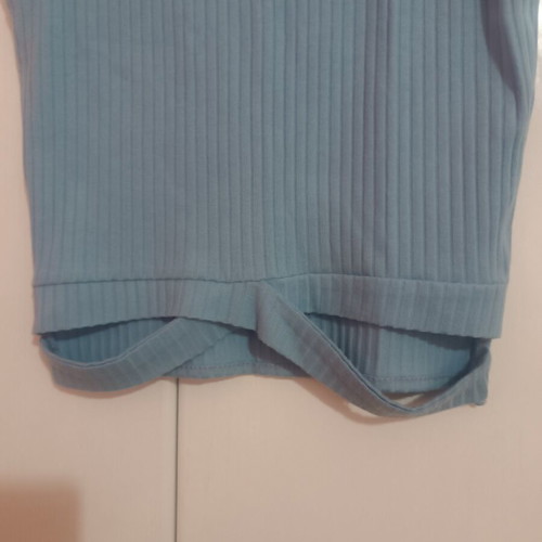 Ebita sleeveless top like new, size 12 years, blue