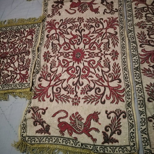 Antique embroidered table linens pack of 5 used, woven fabric