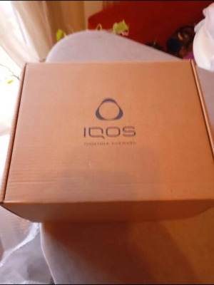 IQUOS ILUMA нов, червен в кутия