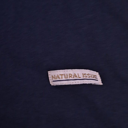 Natural Issue navy blue V-neck T-shirt like new, size L