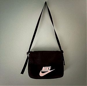 Nike τσάντα ώμου μαύρη unisex