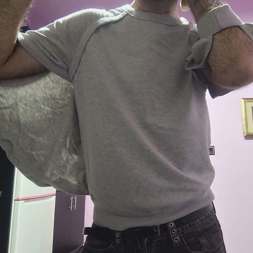 Bat sleeve t-shirt like new, grey, with one sleeve and cutouts