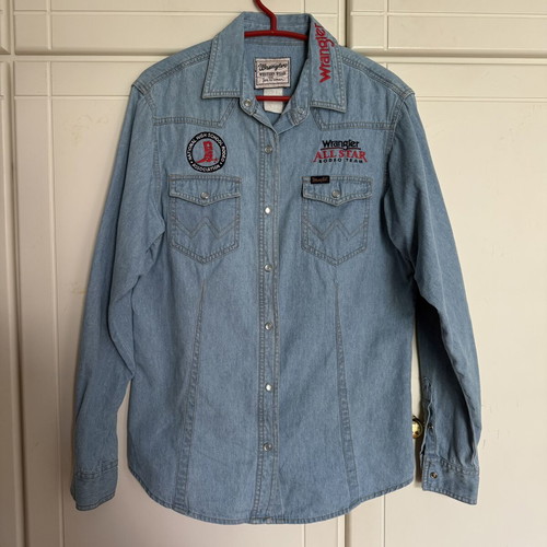 Wrangler denim shirt used with patches, blue and pink