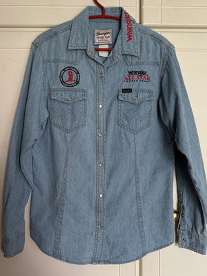 Wrangler denim shirt used with patches, blue and pink