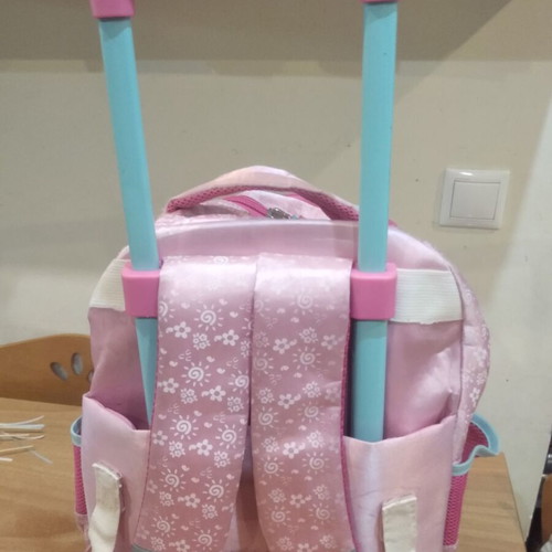 School bag with wheels used for girls with large capacity
