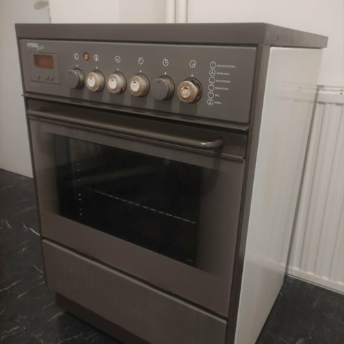 Pitsos electric oven with ceramic hobs used