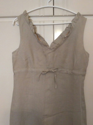 Linen dress used, midi fit, size M, khaki color