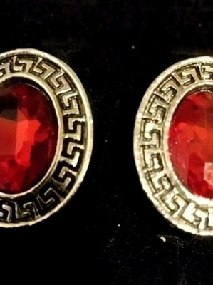 Maiandros oval vintage earrings with red stone new