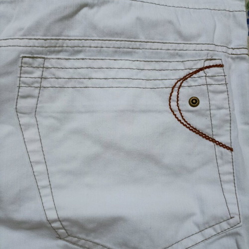 White men's bermuda shorts used with brown details, size L