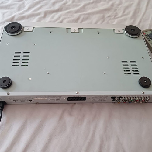 Bluesky GN5.1C DVD/CD player like new with remote and SCART cable