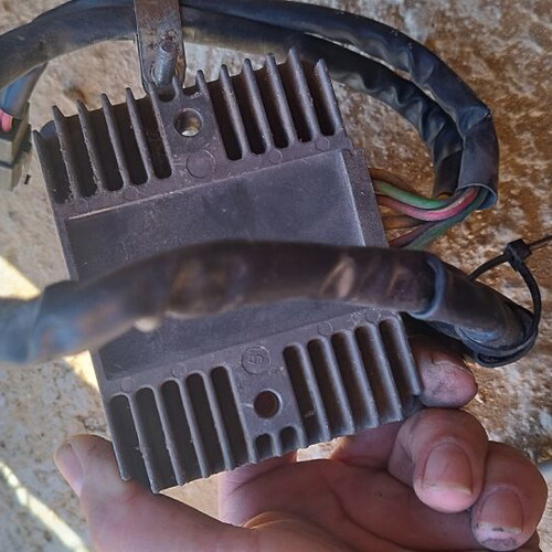 Piaggio Beverly 250i regulator used, original