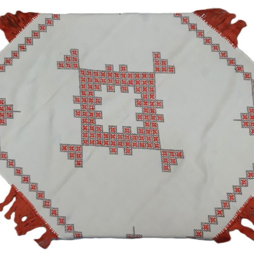 Bulgarian Hand Embroidered Tablecloth 1970s like new, cotton and silk