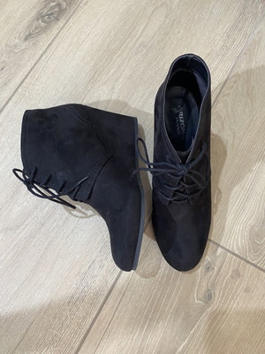 Black suede ankle boots, size 39