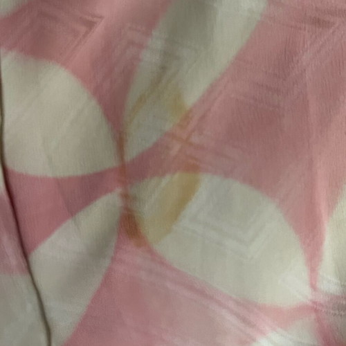 Women's pink kimono made of Japanese silk 125 cm used, with stain