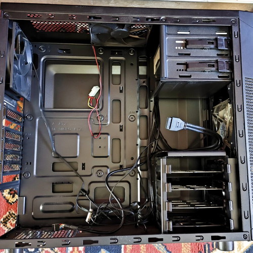 Corsair Carbide Series SPEC-01 Mid-Tower Case with 4 Fans used