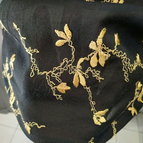 Embroidered blouse like new, vintage summer top size M