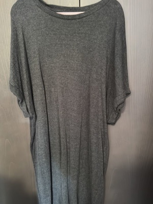 Zara knitted dress like new, gray, size XL