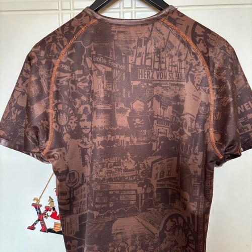 St. Pauli football jersey double-sided size S like new