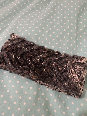 Πλεκτή κορδέλα για τα μαλλιά χειροποίητη, σαν καινούργιο, άσπρη και γκρι