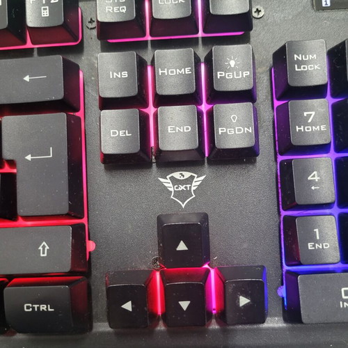 Trust GXT 856 Torac Gaming Keyboard RGB used