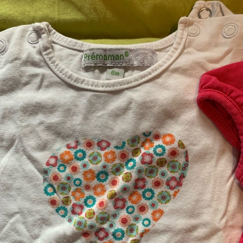 Short-sleeve shirts used, pack of 3 for baby girl up to 6 months