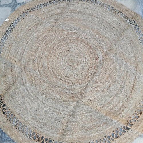 Jute round rug Nora design new