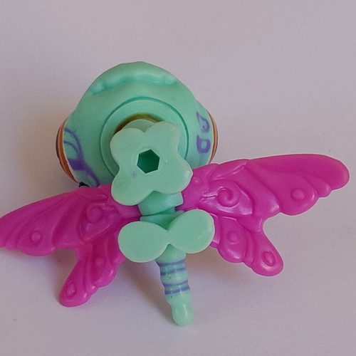 Littlest Pet Shop figure like new by Hasbro