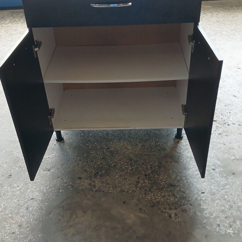 Kitchen cabinets used, set of 3 with various doors and drawer