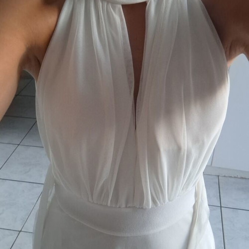 White formal dress with tulle, like new, size small, maternity friendly