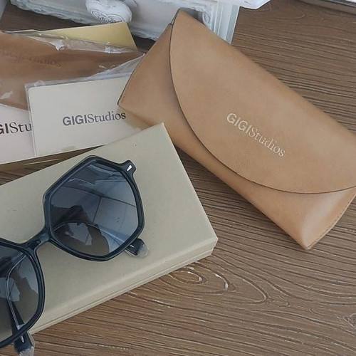 Gigistudios sunglasses new with case and accessories