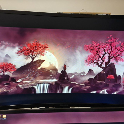 Samsung C27F390 used 27-inch monitor