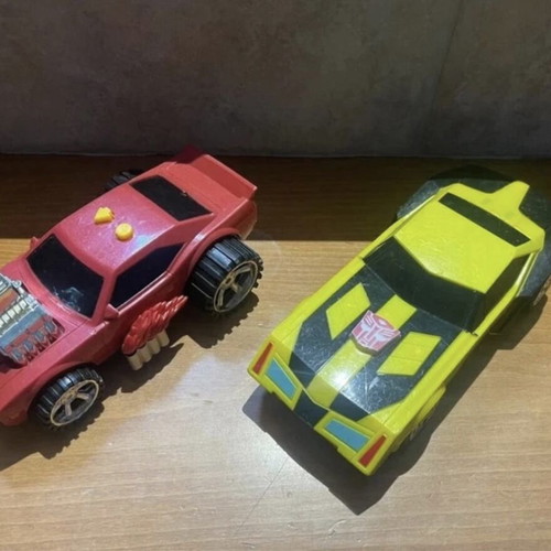 Toy cars like new with lights and sound, set of 2, 15cm