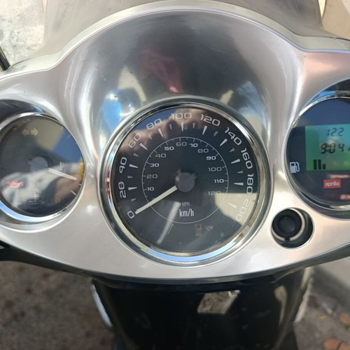 Aprilia Scarabeo 250 instruments used in excellent working condition