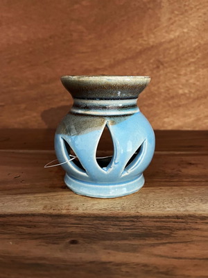 Small ceramic aromatherapy burner