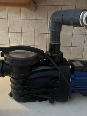 Plus Pool 15M 1.5HP Pool Pump like new, 18,000 lt/h
