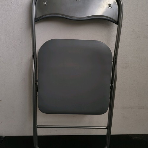 Metal chairs like new, pack of 8