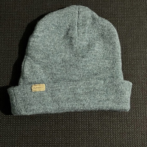 Classics Beanie Pure Merino Wool like new, gray