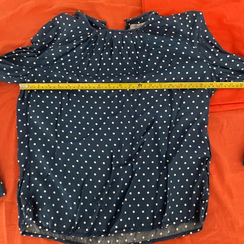 Green polka dot blouse, medium size