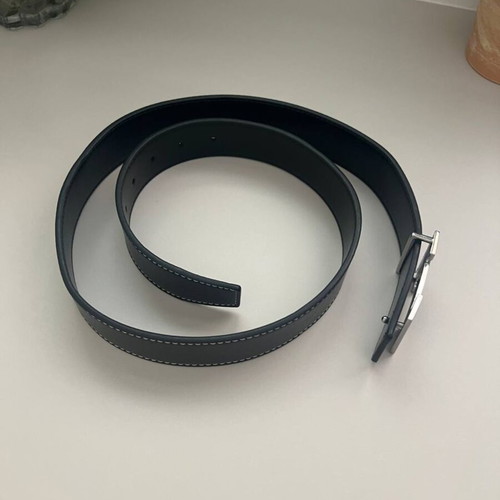 Hermès belt black with silver-tone H buckle like new, size 105