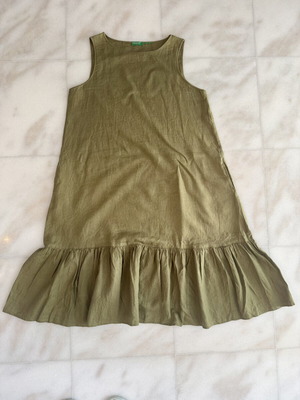 Benetton Linen Dress midi olive green, like new, size L-XXL