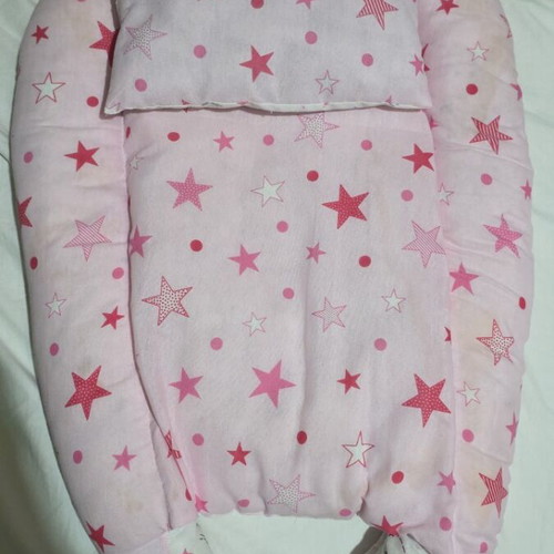 Baby nest, lightly used