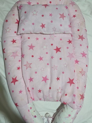 Baby nest, lightly used